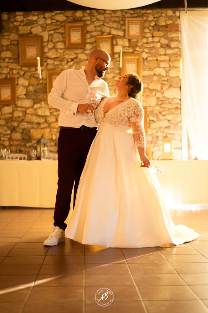 portrait d'un couple mariage occitanie